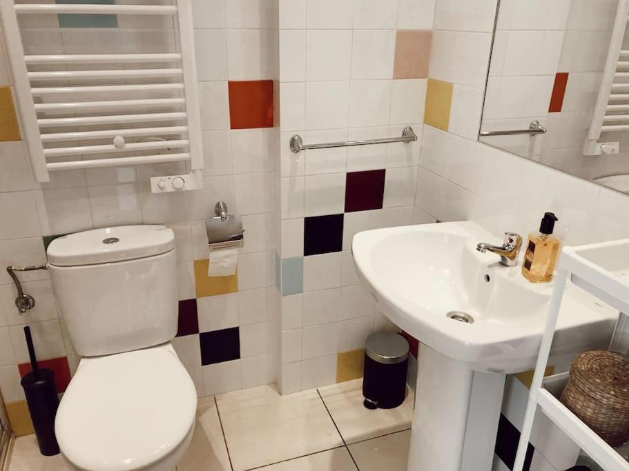 Apartamento Puerta Del Camino 7 بلباو المظهر الخارجي الصورة